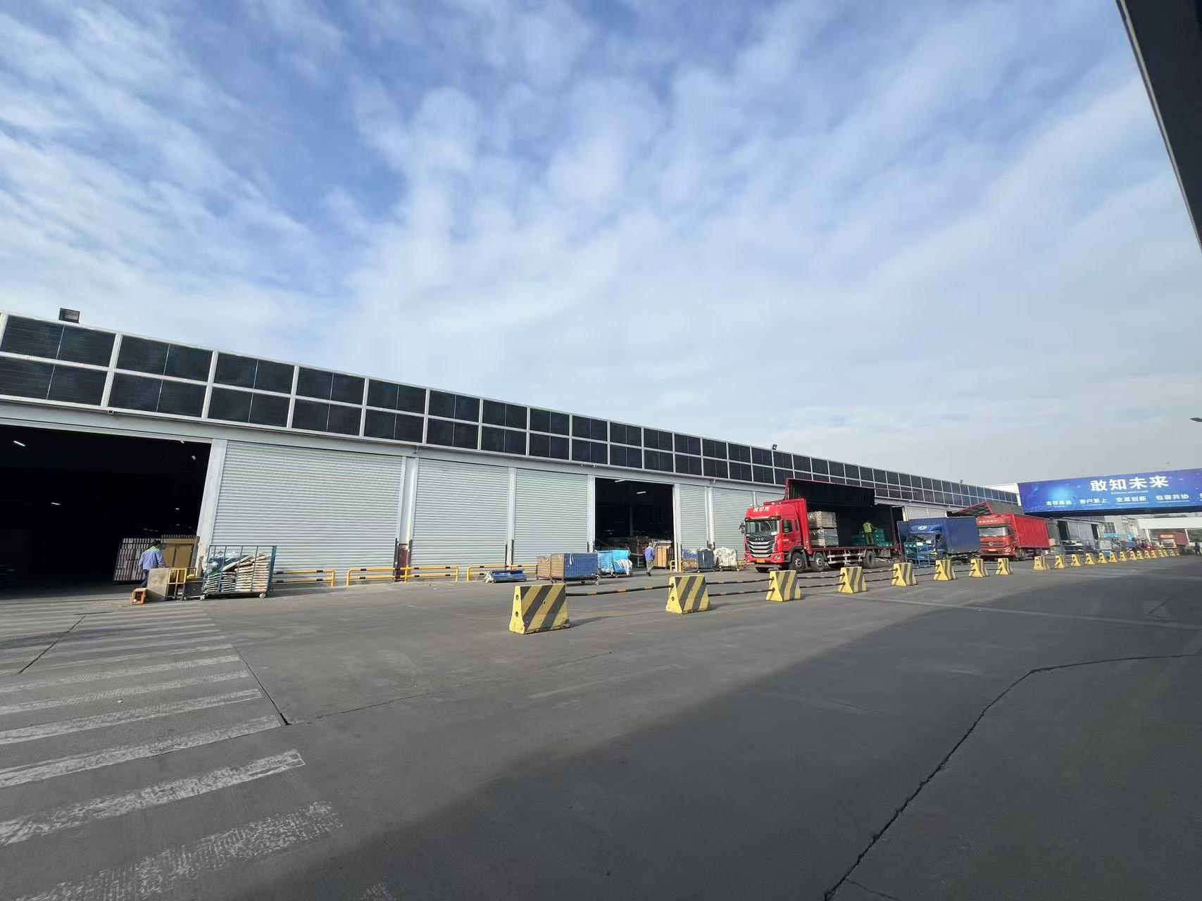 b7234ed8-5dd1-42e4-9829-97eb1cec9510.jpg